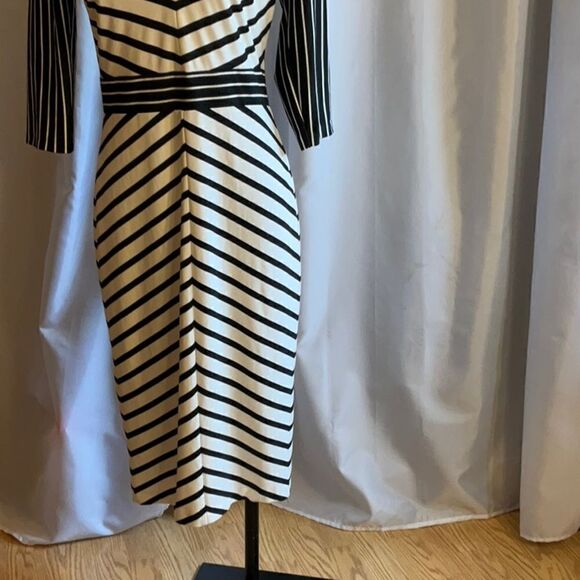MIDI  length dress in size small in cream & black by NEW YORK & COMPANY - Picture 4 of 16